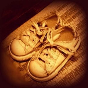 babies tennis shoes